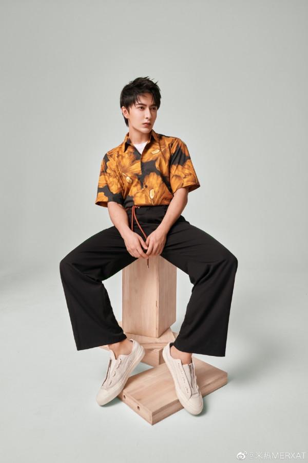 米熱：與迪麗熱巴同為新疆人的同班同學，參演多部大熱劇始終沒火