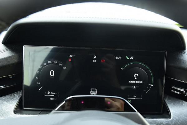 領克09配置解讀，SPA架構下領克首款中大型豪華SUV，實力表現如何