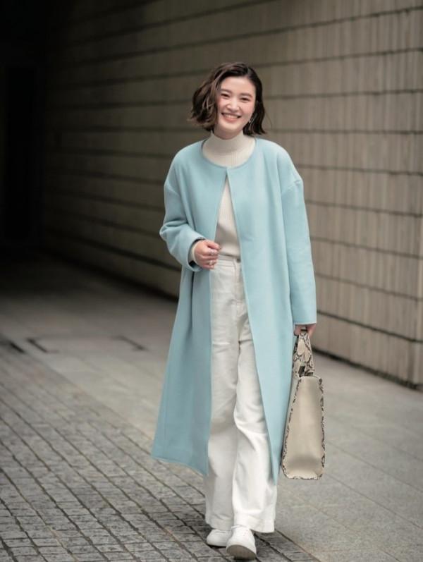 今年這種無領大衣很流行!簡約時尚又養眼,既有品味又有高階感 今年這種無領大衣很流行!簡約時尚又養眼,既有品味又有高階感