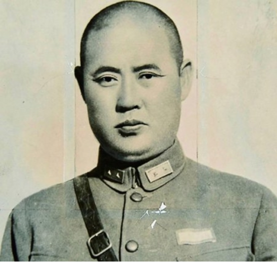 傅冬菊是傅作義之女，49年在北平立了大功，為何後來沒成為高官