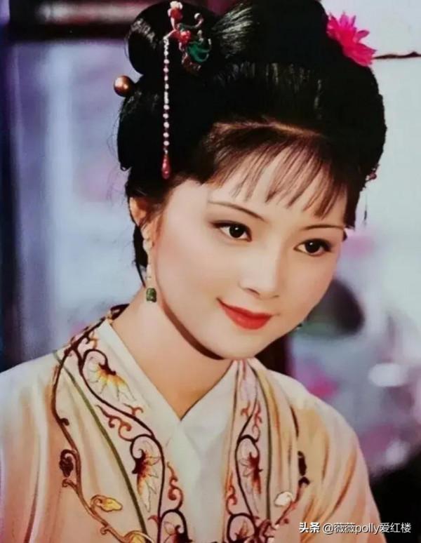 深挖薛家人在榮國府真正的地位,這一家人,就是搞笑撐場面的清客 深挖薛家人在榮國府真正的地位,這一家人,就是搞笑撐場面的清客