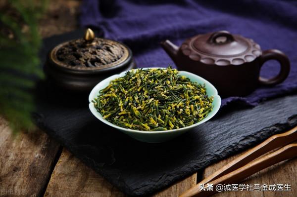 肝火大，總口苦、吐酸水，兩味中藥泡水，清肝化火，制酸止痛