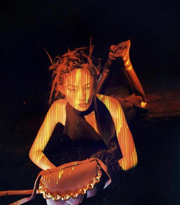 鞏俐第一次上《VOGUE》造型就翻車了？網友：我覺得很酷