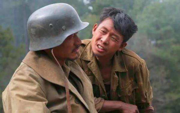 小鮮肉們請不要矯揉做作，看看《我的團長我的團》，這才是演員