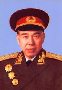 抗美援朝時，中央選定黃永勝入朝，林彪突然提出：我要換一個人上