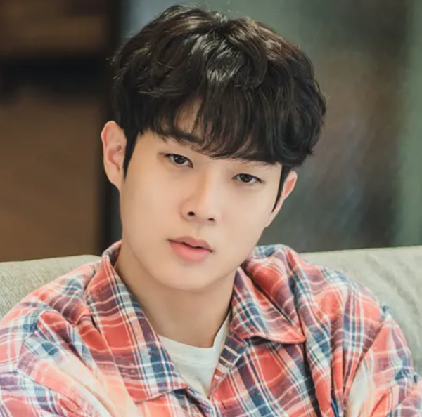 金多美《那年我們》引爭議？金高銀後力疲憊，金泰梨天降紫微星？