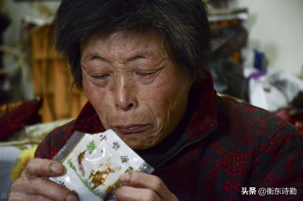 俗語:“親姑媽,假舅媽,半真半假是姨媽”,親情真是這樣分嗎﹖ 俗語:“親姑媽,假舅媽,半真半假是姨媽”,親情真是這樣分嗎﹖