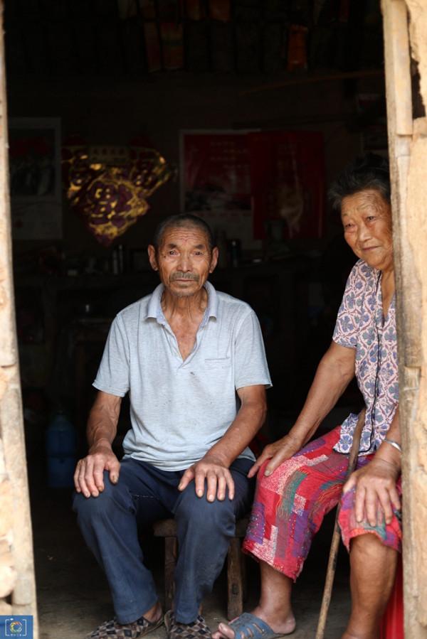 我今年86歲,解放前當長工,分了地主家3間土房,娶妻生子一輩子 我今年86歲,解放前當長工,分了地主家3間土房,娶妻生子一輩子