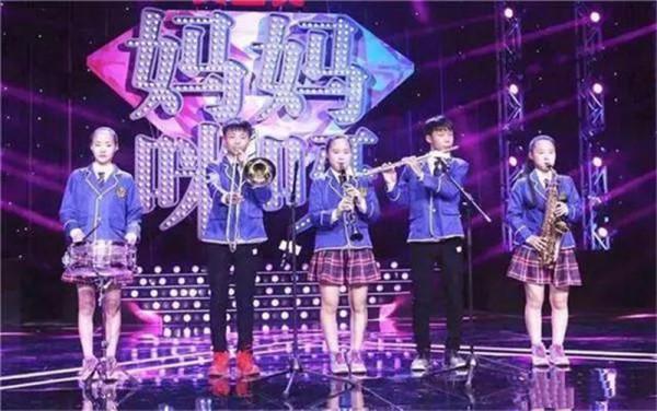 中國首例五胞胎：真人奧運五福娃，媽媽卻坦言如果重選，一個不要