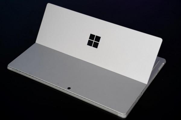 二合一電腦再度進化，效能升級讓設計工作更輕鬆