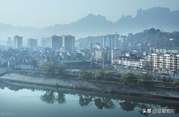 十月一去哪裡旅遊好玩(下) 十月一去哪裡旅遊好玩(下)