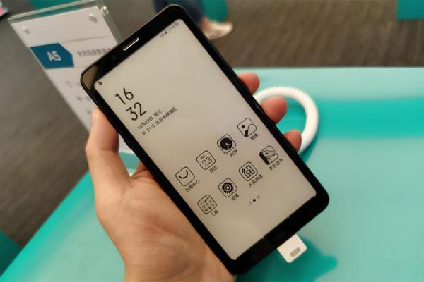 曾經火過一段時間的墨水屏手機現在怎麼無人問津了？