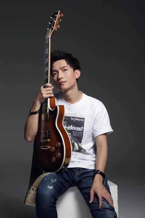 14年前，那個用才華打敗資本黑幕的陳楚生，才是永遠的神