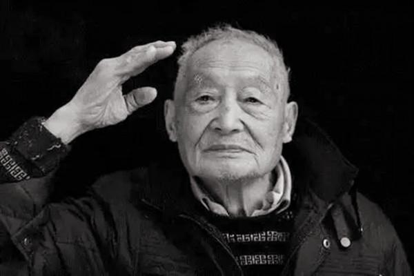 最後的三個特務：留在大陸幾十年一直過得很幸福，還拍了張合影