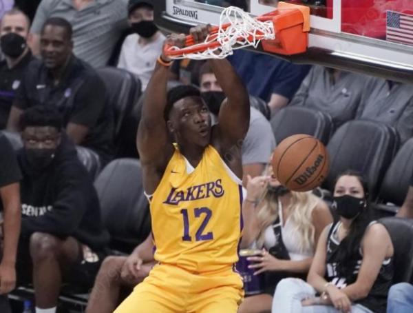 官宣！2新合同誕生，籃網迎來喜訊，詹皇霸氣表態，火箭做出決定