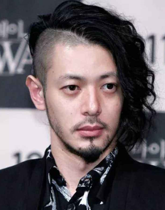 “頹廢風”居然是中年男人的最愛 “頹廢風”居然是中年男人的最愛