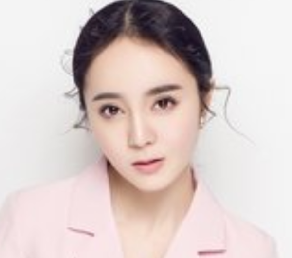 《不惑之旅》梅鈴也來客串了,迷人的熒幕反派,戲份雖少但卻很美 《不惑之旅》梅鈴也來客串了,迷人的熒幕反派,戲份雖少但卻很美