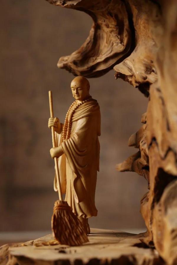 黃楊木×風化木 | 掃地僧