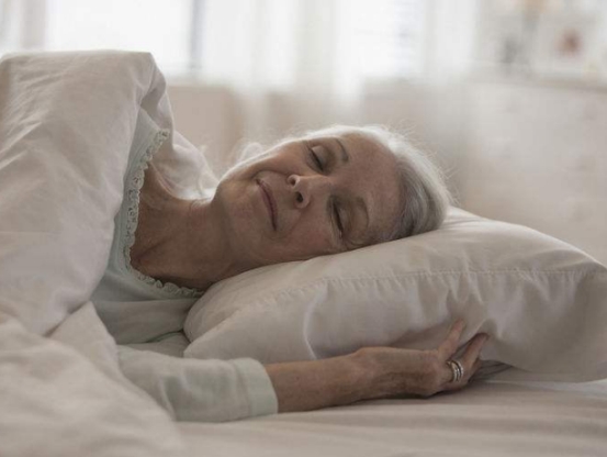 70歲後身體出現這6種變化，是衰老的正常現象，做好調養助長壽
