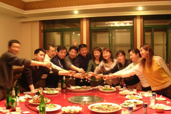 同學聚會上遇到這3件事,可能是有人“瞧不起”你,別被矇在鼓裡 同學聚會上遇到這3件事,可能是有人“瞧不起”你,別被矇在鼓裡