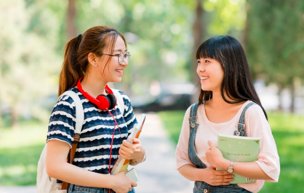 大學生每個月1500元夠花嗎？聽聽輔導員怎麼說，家長可以作為參考