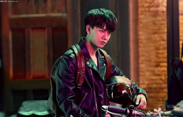 娛樂圈英年早婚的男星們，如今愛情事業雙豐收？