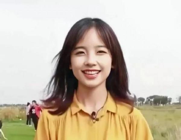 央視主持人王冰冰