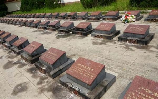 法卡山戰役:最後活下來的戰士相擁而泣,老兵回憶起還心有餘悸 法卡山戰役:最後活下來的戰士相擁而泣,老兵回憶起還心有餘悸