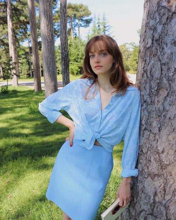 外套裡面別穿衛衣了！秋冬這麼穿撩人又氣質