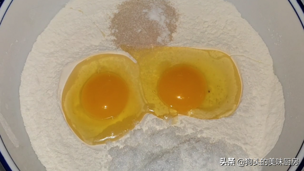 全家都愛吃的麵包,不用揉麵,不用出膜,出爐柔軟又拉絲,太香了 全家都愛吃的麵包,不用揉麵,不用出膜,出爐柔軟又拉絲,太香了