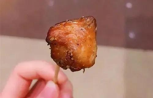 雞屁股是很多人愛吃,但雞屁股到底能不能吃?吃多了能治癌嗎? 雞屁股是很多人愛吃,但雞屁股到底能不能吃?吃多了能治癌嗎?