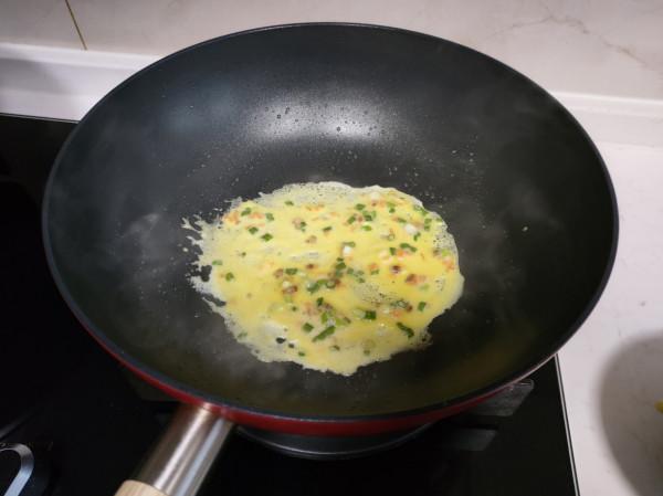 我在情人節煎了個蛋，曬朋友圈火了，網友：有情調的女人