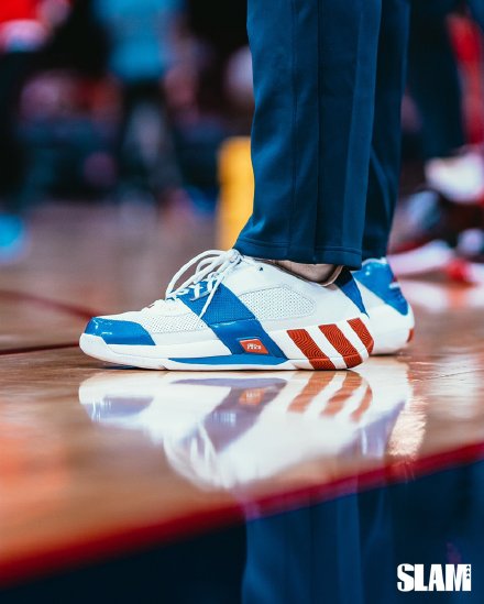 阿里納斯首款簽名鞋歸來！配置有驚喜，配色太誘人，阿迪開竅了