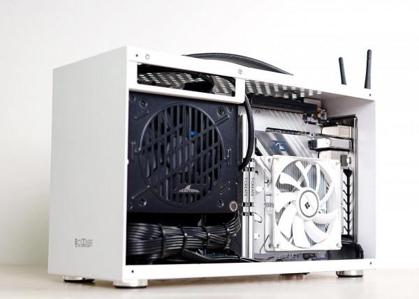 穩定最重要！攢臺ITX主機，還可以讓桌面大一點