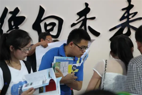 2022高考有“新變化”，取消部分本科批次，一二三本成為歷史