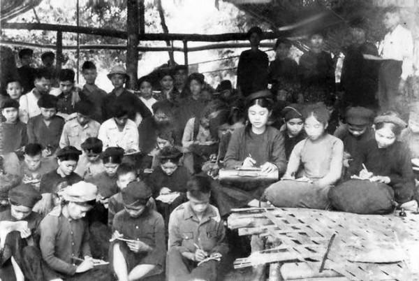 精通漢語的胡志明為何卻在越南獨立建國後下令廢棄漢字