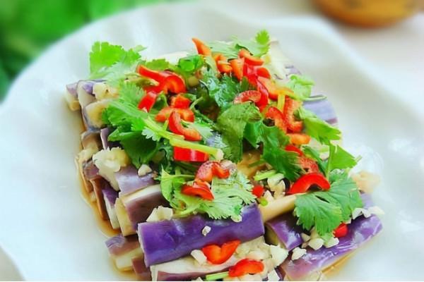 45款佳餚精選，色澤誘人營養豐富，適合做給家人吃