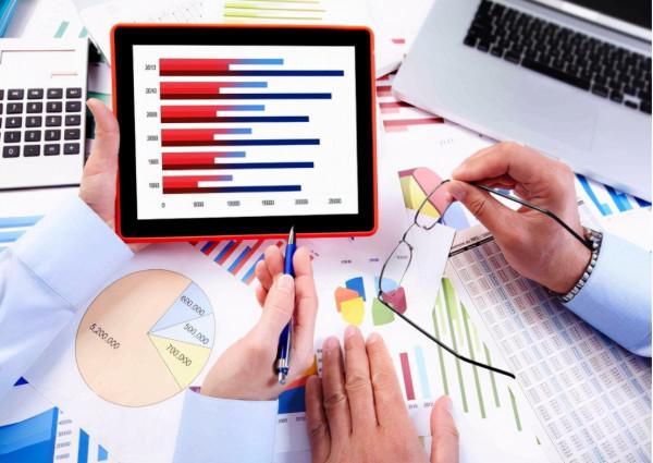 60歲70歲的老年人存定期存款,到底存幾年好呢?是1年還是3年? 60歲70歲的老年人存定期存款,到底存幾年好呢?是1年還是3年?