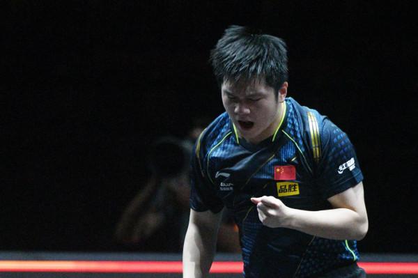 乒乓球——WTT世界盃決賽:樊振東晉級男單決賽 乒乓球——WTT世界盃決賽:樊振東晉級男單決賽