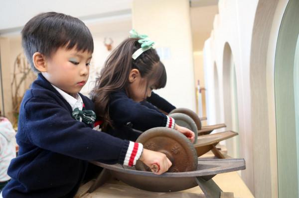 華夏未來幼教集團娃娃國際藝術節拉開帷幕