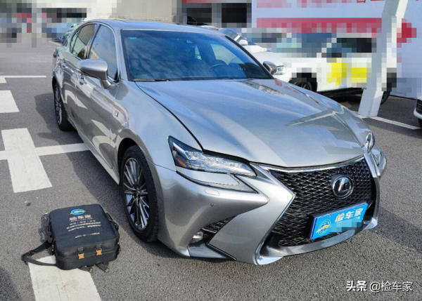 開了4年的雷克薩斯GS，賣39萬還有人買賬？買家：買二手車上癮