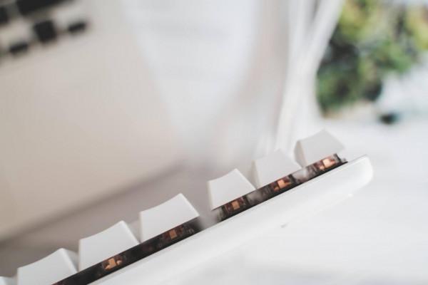 機械鍵盤居然能如此寵萌 羅技LINE FRIENDS聯名款鍵盤開箱