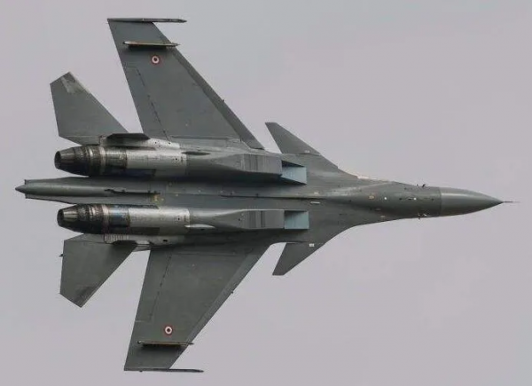 &OpenCurlyDoubleQuote;太行版&rdquo;殲-11B高調亮相，曾與美軍上演激烈對峙