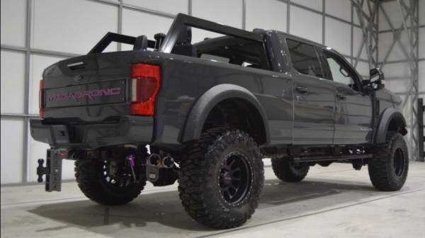 福特推出帶有野馬臉的定製F-250 搭載6.7升發動機/售價19.9萬美元