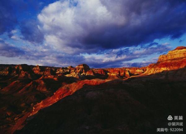 新疆有個五彩城