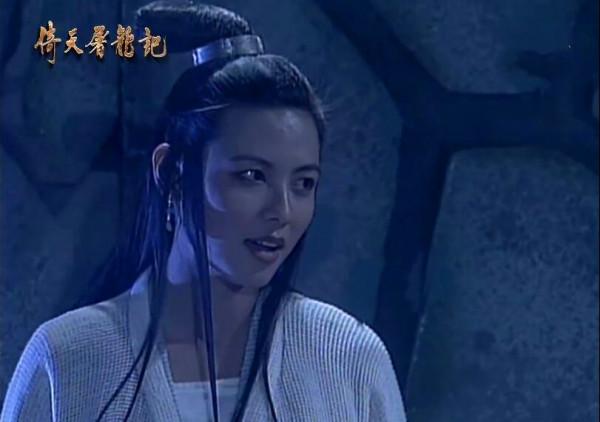 別硬演“異域美人”,有人翩翩起舞一眼萬年,有的還是把臉遮上吧 別硬演“異域美人”,有人翩翩起舞一眼萬年,有的還是把臉遮上吧