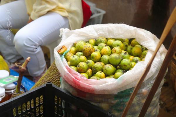 雲南菜市場有多“野”，逛了一圈，讓人眼界大開，幾乎都不認識