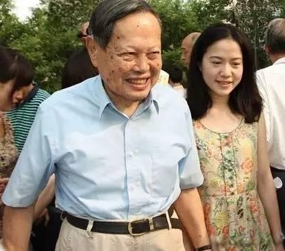 楊振寧原配夫人杜致禮到底有多美麗呢？她的人品如何？