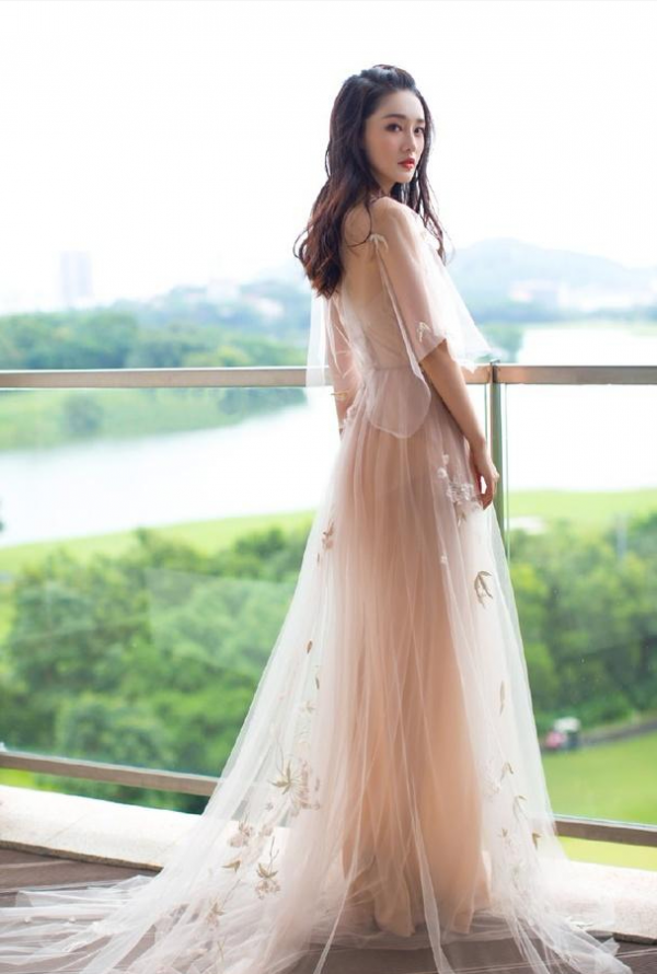 李沁,每張照片都很美 李沁,每張照片都很美