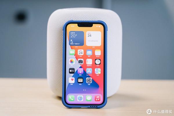 iPhone 13 Pro首發上手，一文看懂殼膜、充電、MagSafe那些事